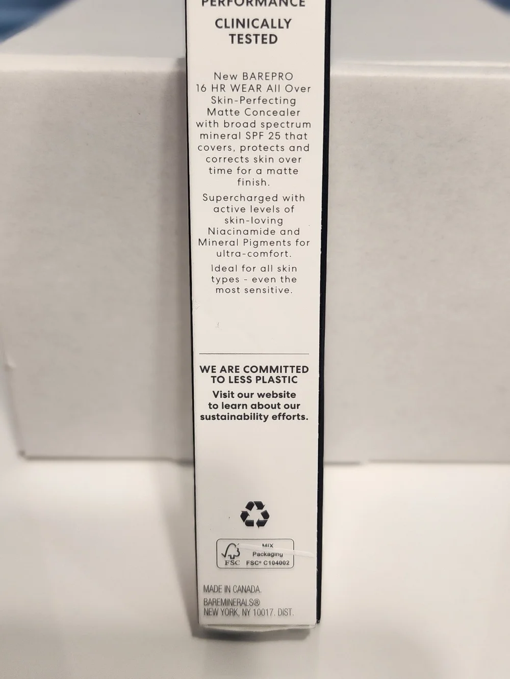 bareMinerals BAREPRO 16HR Wear Matte Concealer - Black Packaging
